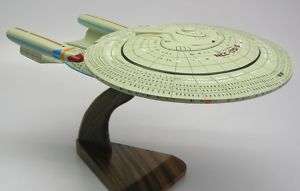   Challenger Star Trek Spacecraft Wood Model Replica XXL Planeshowcase