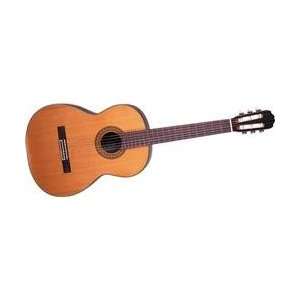  Takamine C132S Classical Nylon String Acoustic Guitar 