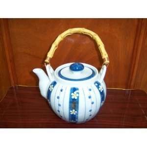    Asian Style Fine Porcelain Tea and Coffee Pot