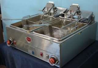 NEW Wells F88 Electric Two Well Countertop Fryer with Autolifts  