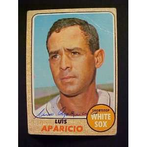 Luis Aparicio Chicago White Sox #310 1968 Topps Autographed Baseball 