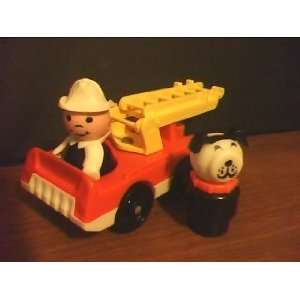  Fisher Price Vintage Little People Fire Truck Plus 