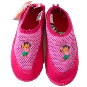   Dora The Explorer non slip mesh water shoe (size 13/1) Toys & Games