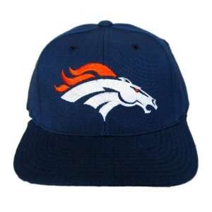  Vintage Snapback Denver Broncos NFL Hat Cap   Navy Blue 