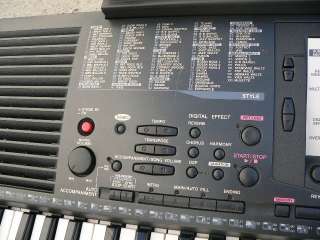 Yamaha PSR 530 61 Key Electronic Keyboard/Synthesizer  