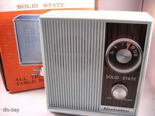 VINTAGE TRANSISTOR RADIO ELECTRATONE YT 600 TABLE TOP  