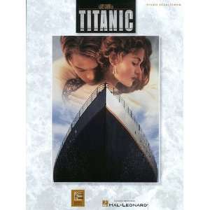  Titanic   Piano/Vocal/Guitar Songbook Musical Instruments