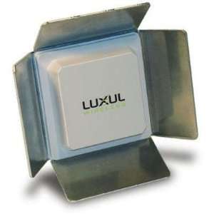  New Luxul Wireless 11dBi Flat Panel CP Antenna